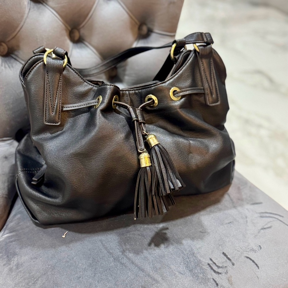 Elegant Black Leather Tote Bag